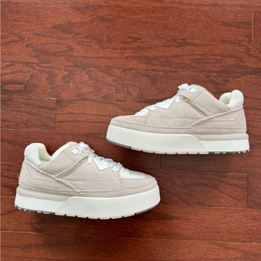 UGG Unisex Goldencush ‘Ceramic’